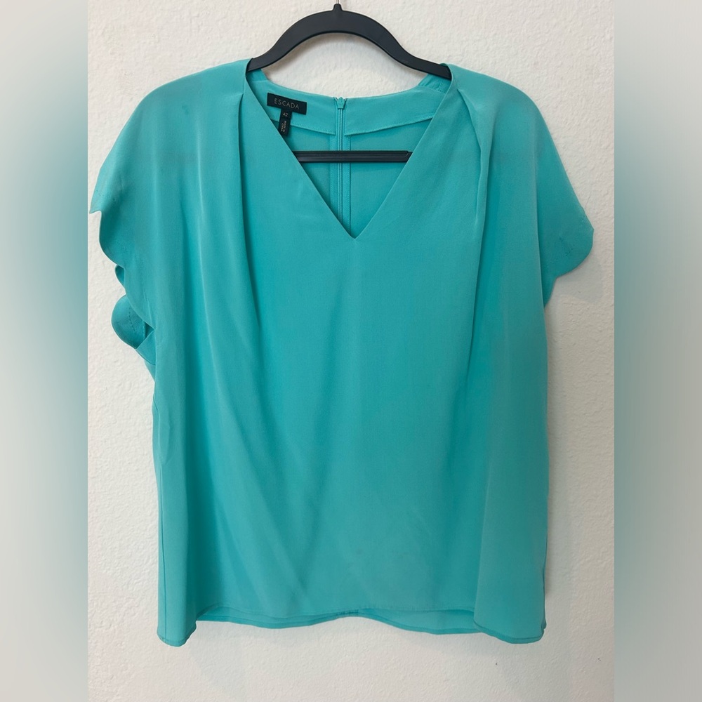 Gorgeous ESCADA aqua silk blouse sz large